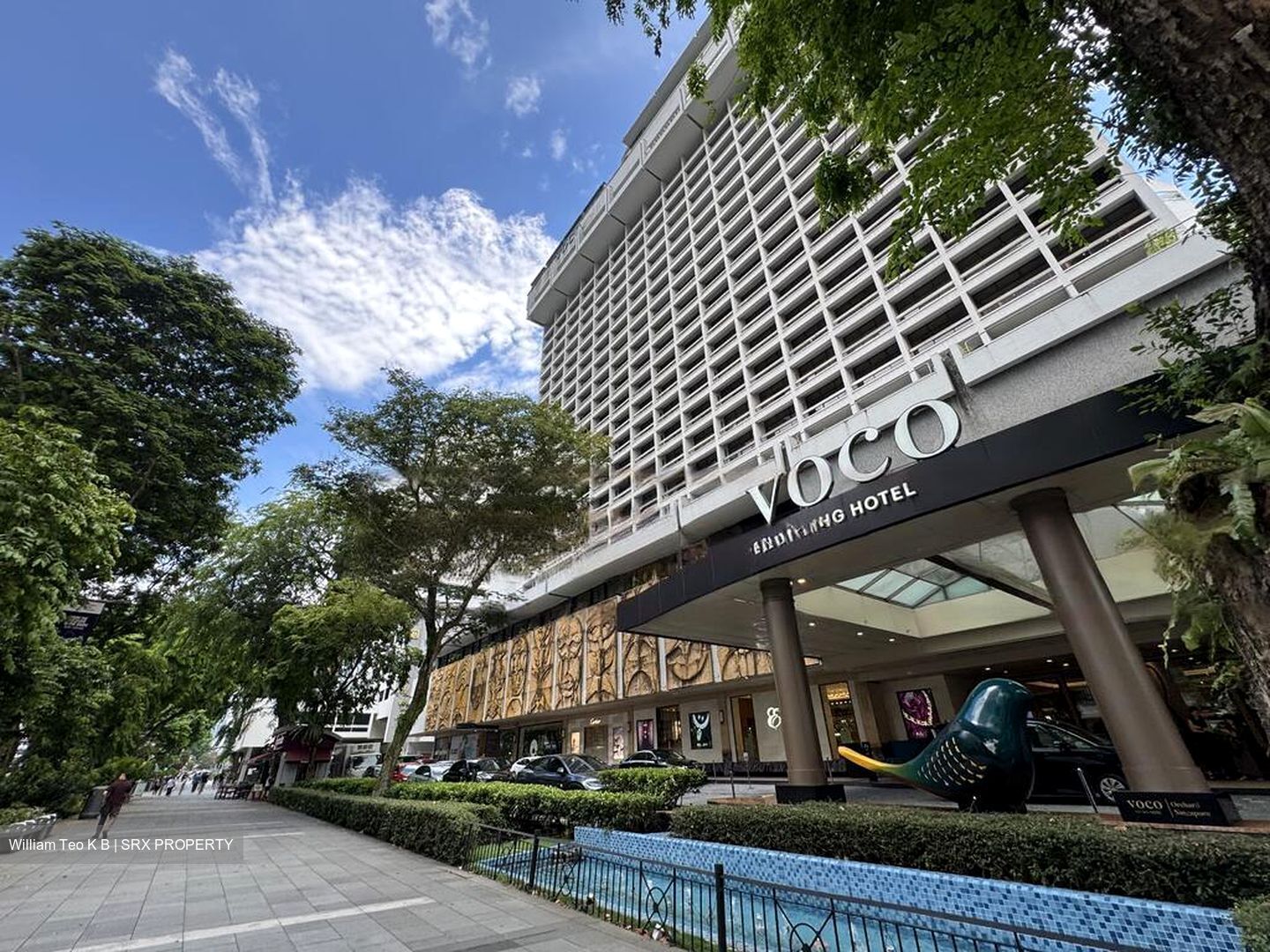 International Building (D9), Retail #486330581